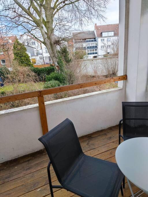 Grosse Wohnung Mit Balkon Zentral In Osnabrueck Exterior photo